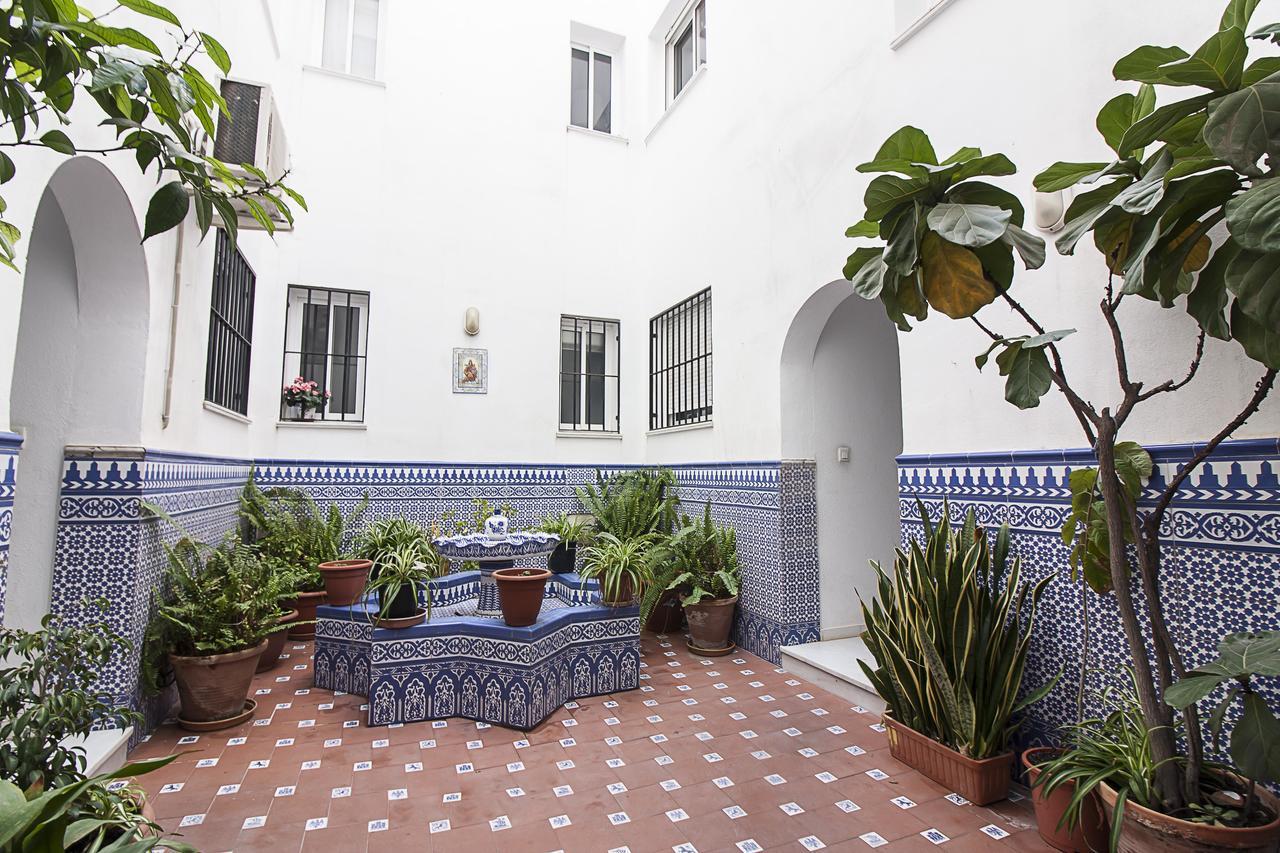 Old Town, City Center Apartment Premium With Parking Malaga Bagian luar foto